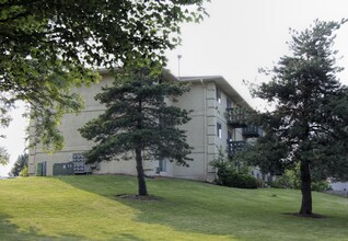 Tan Oak Apartments in Twin Lakes, WI - Building Photo - Interior Photo