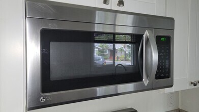 1048 Albion St in San Diego, CA - Building Photo - Building Photo