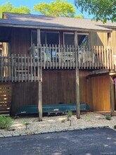 22 Pine Ct in Riverhead, NY - Building Photo - Building Photo