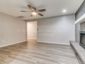 606 Elmwood Dr in Edmond, OK - Building Photo - Building Photo