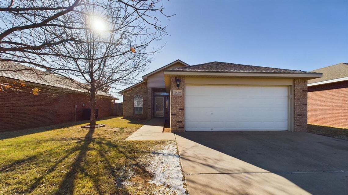 6539 89th St in Lubbock, TX - Building Photo
