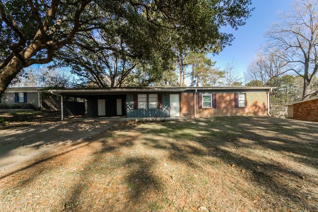 property at 1005 Arlington St