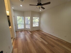 5311 Indio Dr in Austin, TX - Building Photo - Building Photo