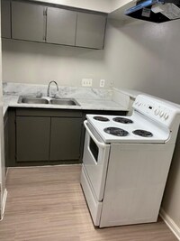 11211 S Post Oak Rd photo'