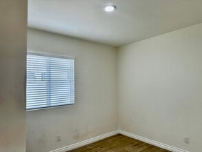 7445 Rhea Ave in Los Angeles, CA - Building Photo - Building Photo