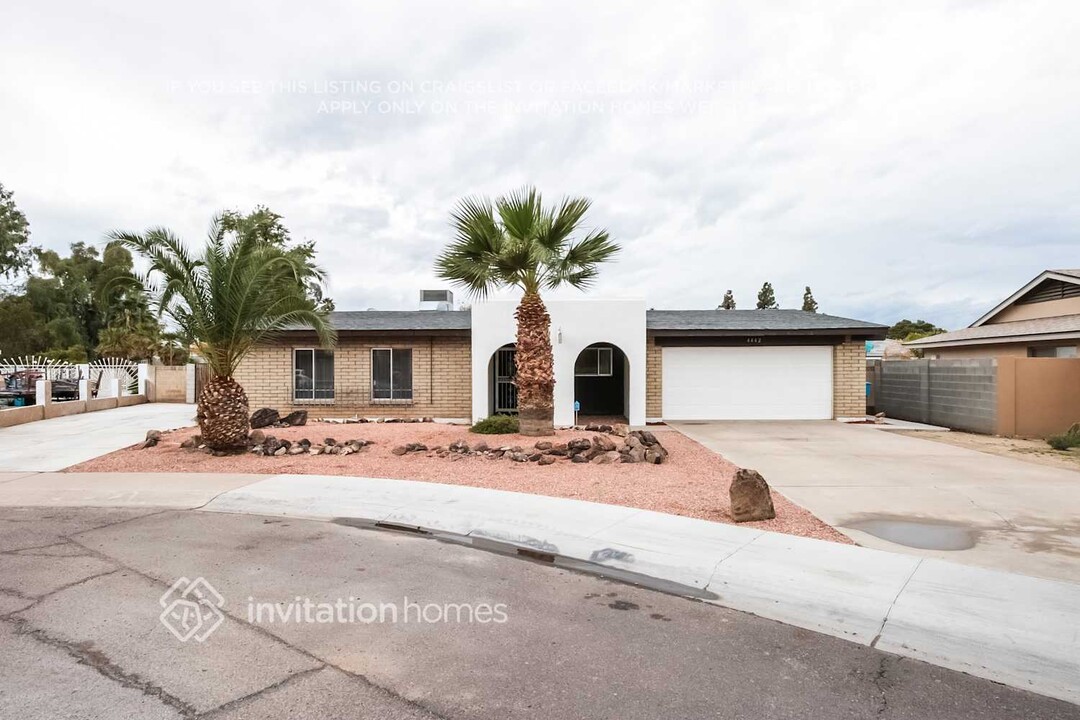 4442 N 62nd Ln in Phoenix, AZ - Building Photo