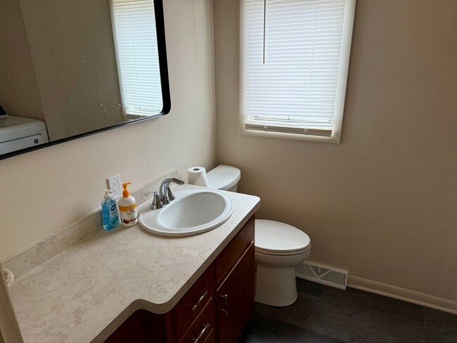 21834 Northcape St in Union Grove, WI - Building Photo - Building Photo