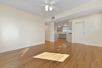 48 Manthorne Rd in Boston, MA - Building Photo - Building Photo