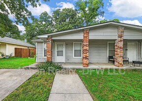 521 Ruth St in Denton, TX - Building Photo