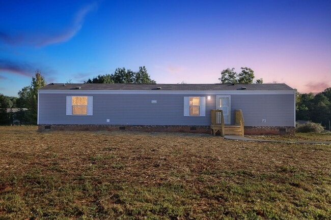 181 Nolan Rd in Lawndale, NC - Building Photo - Building Photo