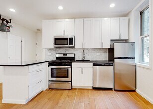 Thayer Street in New York, NY - Building Photo - Building Photo