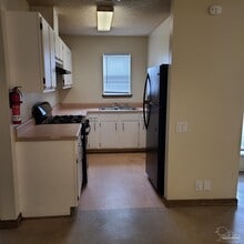 1800 W Belmont St in Pensacola, FL - Building Photo - Building Photo