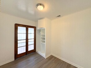 4670 Riverside Dr in Chino, CA - Building Photo - Building Photo