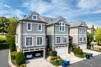 Greenview Terraces Townhomes in Charlotte, NC - Building Photo - Primary Photo