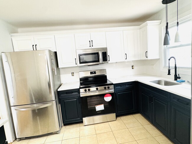 property at 65 Hampton Ave