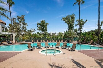 1950 Camino De La Reina in San Diego, CA - Building Photo - Building Photo