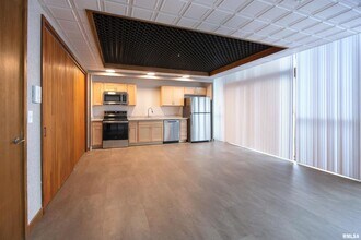 509 9th St in De Witt, IA - Building Photo - Building Photo