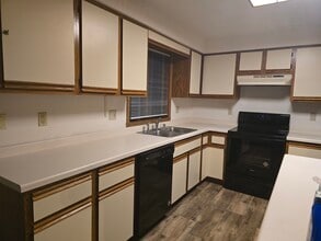 2231 Cloudview Ct in Appleton, WI - Building Photo - Building Photo