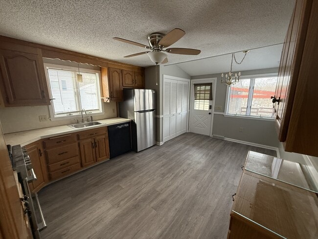 123 Merigold Dr in New Britain, CT - Building Photo - Building Photo