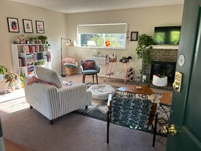 1024 E Swallow Rd in Fort Collins, CO - Building Photo - Building Photo