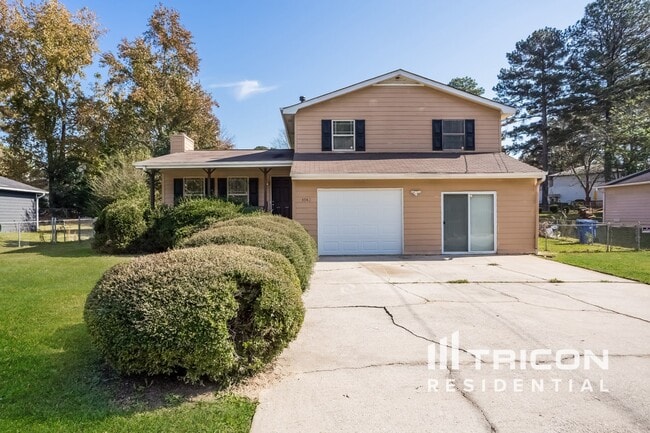 5942 Dan Dr