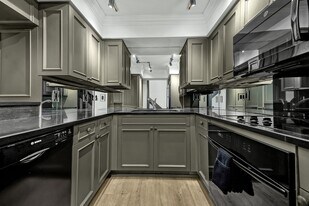 992 Neil Ave in Columbus, OH - Building Photo