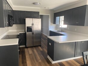 3683 Old Ferry Rd in Martinez, GA - Foto de edificio - Building Photo