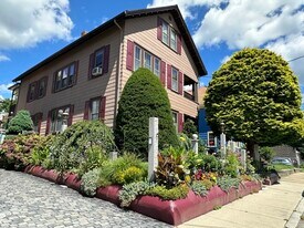 8 Hersey St in Salem, MA - Building Photo