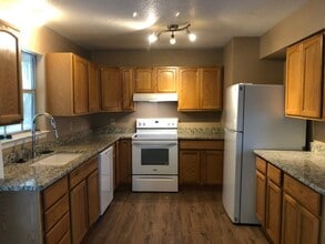 8031 River Rd in New Braunfels, TX - Building Photo - Building Photo