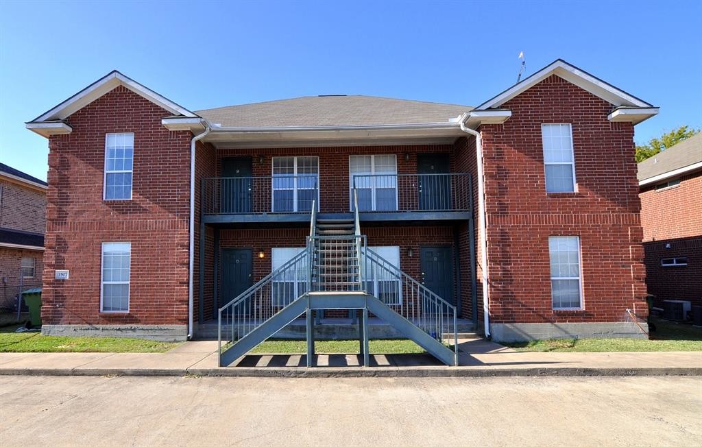 1509 Hollow Hill Dr-Unit -D in Bryan, TX - Building Photo