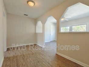 2824 Fleming St in Jacksonville, FL - Foto de edificio - Building Photo
