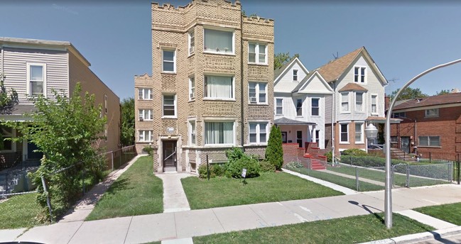 9050 S Dauphin Ave in Chicago, IL - Building Photo - Other