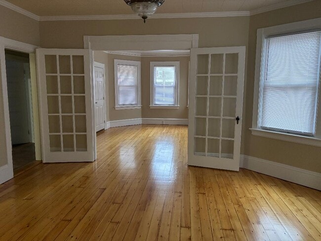 51 Hamlin St, Unit 1