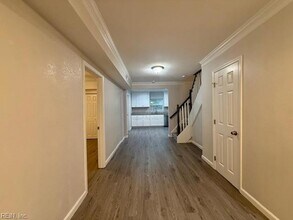 113 Patterson Ave, Unit 3 in Hampton, VA - Building Photo - Building Photo