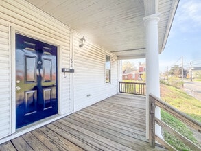 608 Halifax St in Petersburg, VA - Foto de edificio - Building Photo