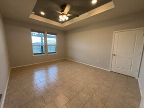 24026 Hay Iron Dr in Hockley, TX - Building Photo - Building Photo