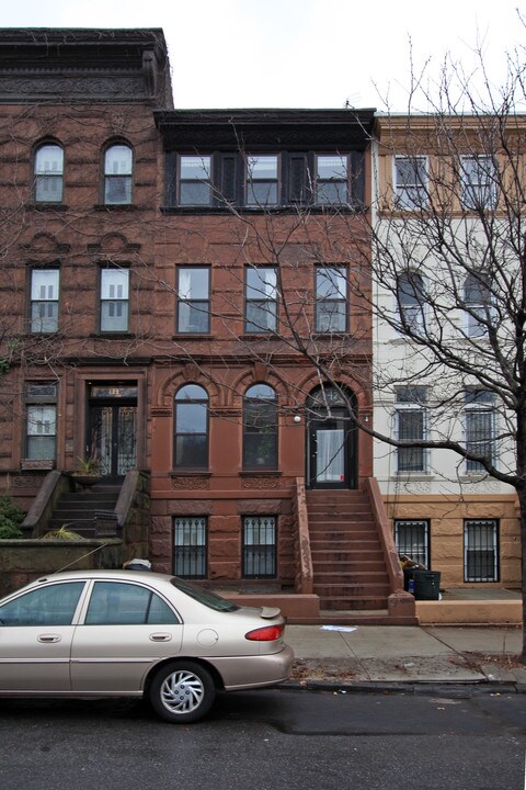 142 Underhill Ave in Brooklyn, NY - Building Photo