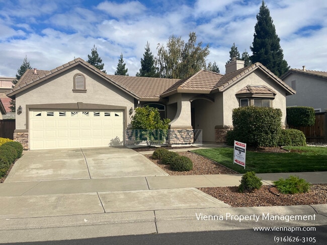 440 Crestfield Cir
