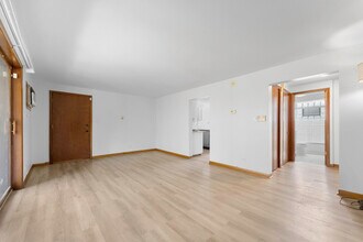 3605 N Narragansett Ave in Chicago, IL - Building Photo - Building Photo