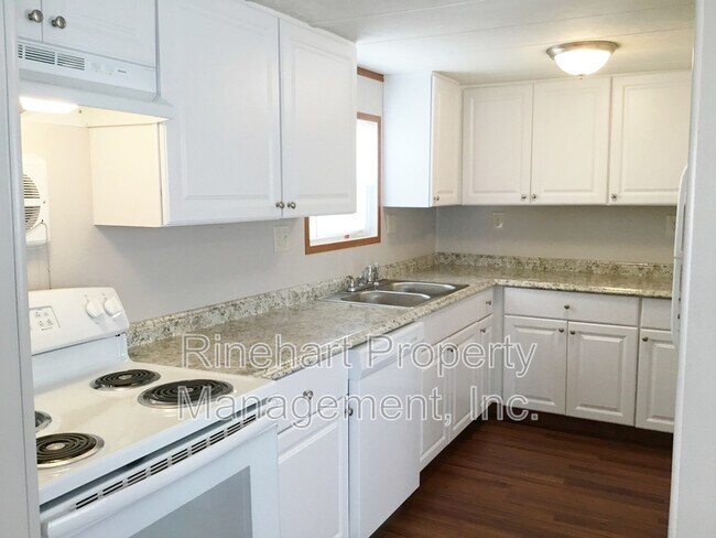 property at 1019 Ruby St