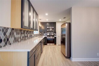 8808 Clarewood Dr in Austin, TX - Building Photo - Building Photo