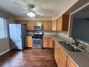 9328 Hunters Creek Dr, Unit 9328 in Blue Ash, OH - Building Photo - Building Photo