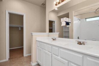 1605 Summer City Dr in Houston, TX - Building Photo - Building Photo