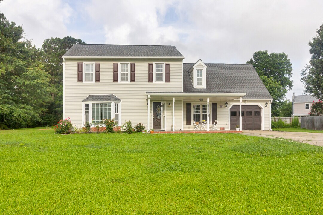 306 Kyle Dr in Havelock, NC - Building Photo