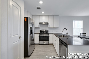 13903 Sickle Rdg in San Antonio, TX - Building Photo - Building Photo