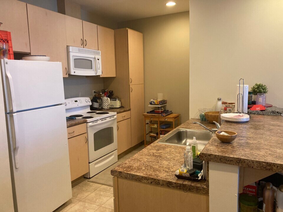 111 N 9th St, Unit 718 Photo