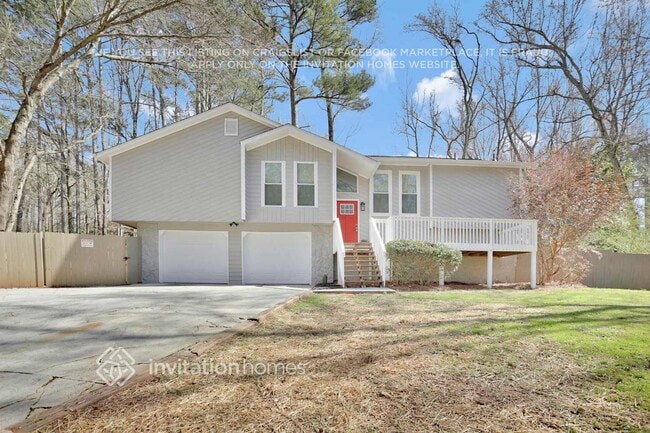 3102 Carmel Dr in Douglasville, GA - Foto de edificio - Building Photo