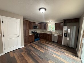 2157 Windy Cove Ln in Talbott, TN - Foto de edificio - Building Photo