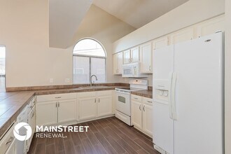 5047 W Pheasant St in Tucson, AZ - Foto de edificio - Building Photo