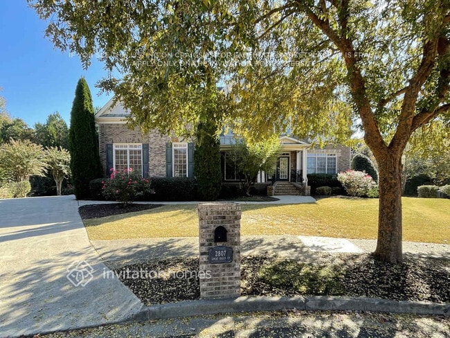 property at 2807 Great Falls Crossing